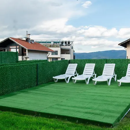 къща инфинити лукс и уют, вплетени в спомени Hébergement de vacances *