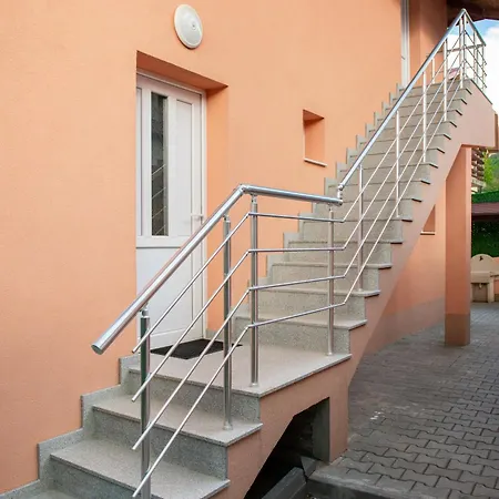 къща инфинити лукс и уют, вплетени в спомени Hébergement de vacances *